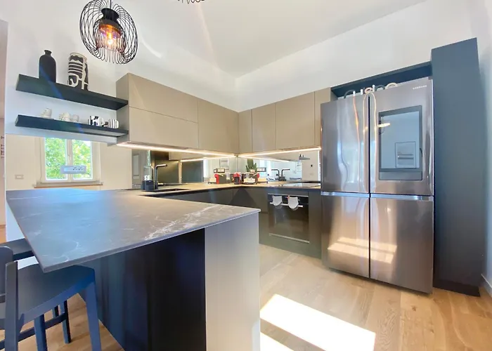 Casaviva - Terrace With Parking In *