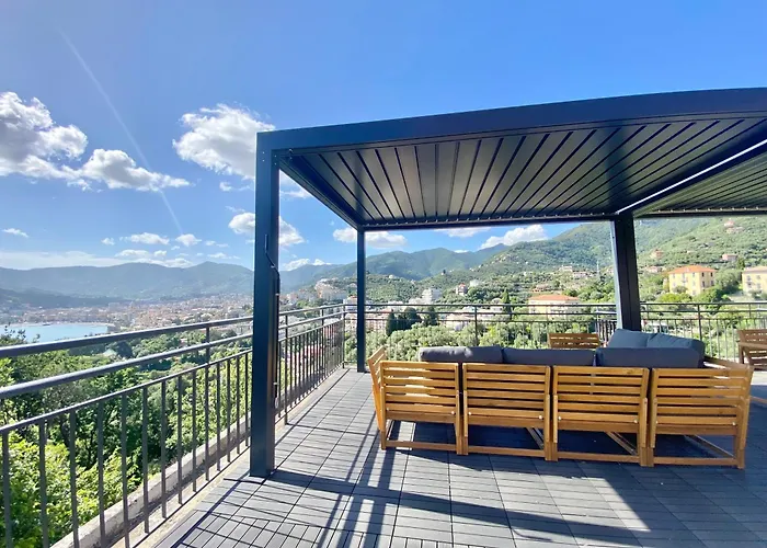 Casaviva - Terrace With Parking In Апартаменти Рапалло