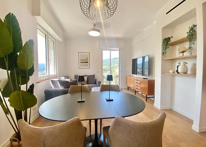 Casaviva - Terrace With Parking In Апартаменти *