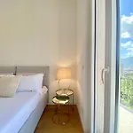 Casaviva - Terrace With Parking In Apartment